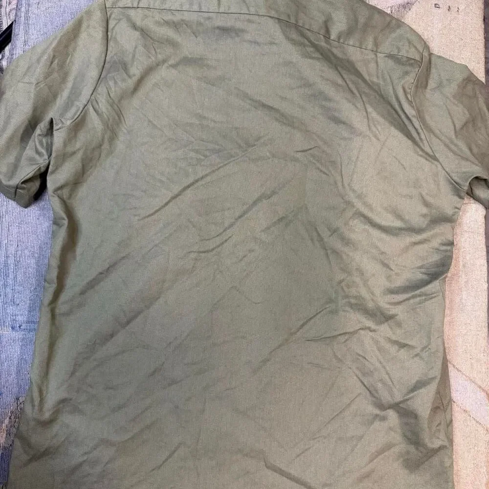 Dickies Men's Green and Khaki Shirt